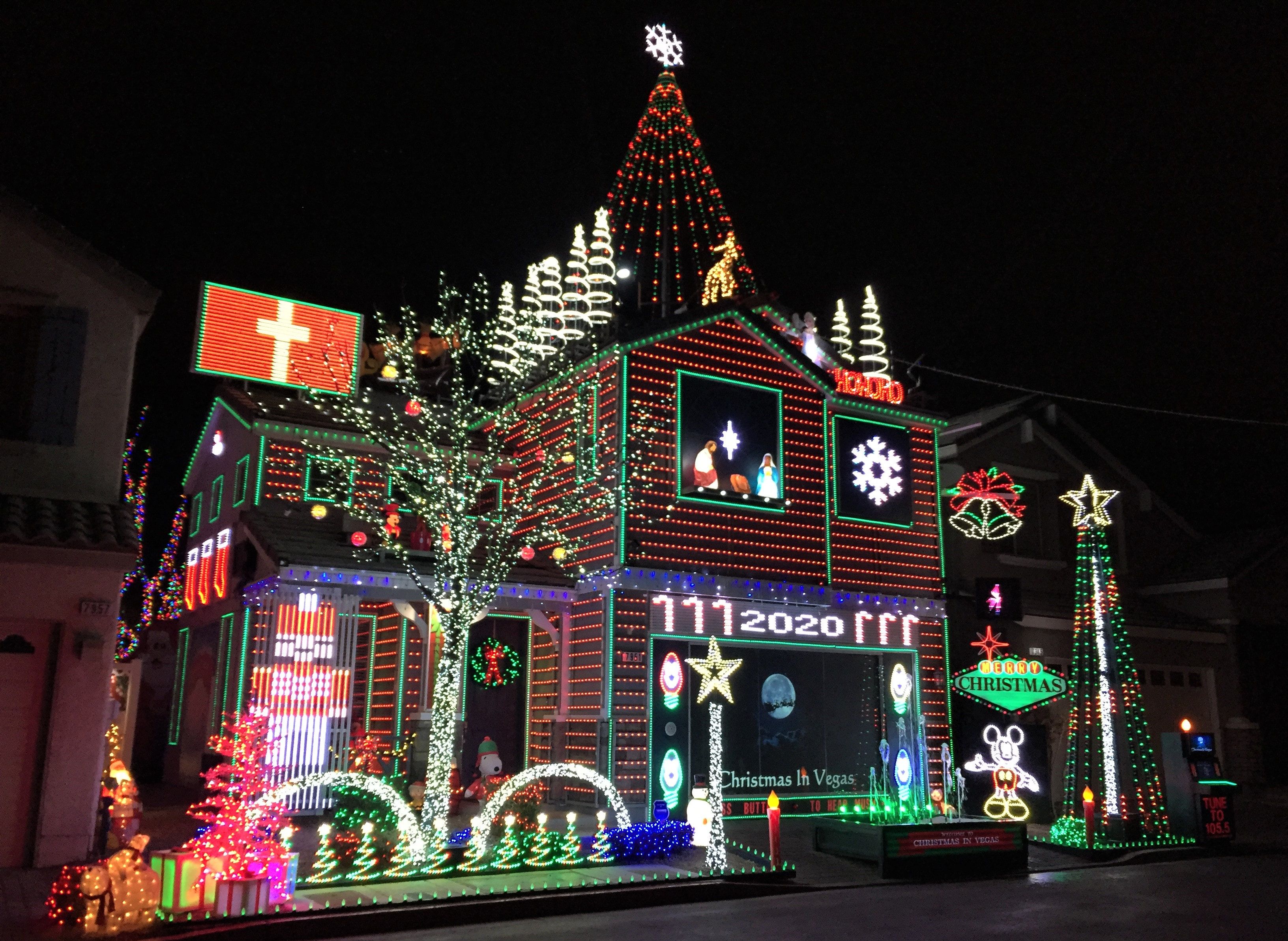 Hundreds of Vegas-area homes decked out for Christmas